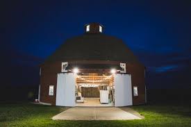 Sara John Kokomo Indiana Farm Wedding Farm Wedding Rustic Barn Wedding Farm Wedding Reception