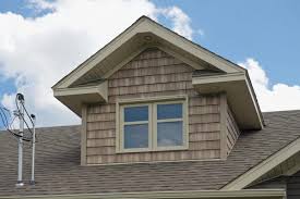 Trucedar Shake Couleur Cedar Tres Belle Accent D Un Pignon De Maison Avec Ce Bardeau De Cedre En Acier Steel Siding Siding Steel