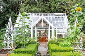 Manufacturers of the finest greenhouses money can buy. Product Range Hartley Botanic