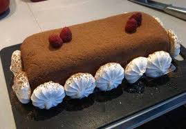 This post will give you recipes for meringue mushrooms, decoration ideas & many recipes. What Is A Buche De Noel Lou Messugo
