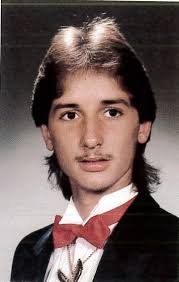 IN MEMORY OF Gregory V "Greg" Ross