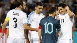 Suscríbete al canal de youtube gratis ; Lionel Messi Argentina Vs Uruguay El Tenso Momento Entre La Pulga Y Edinson Cavani En El Partido Por Amistoso Internacional De Fecha Fifa Rpp Noticias