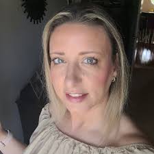 I am proud to share that I have received my Human Resources Management  Certificate from York University. After 7 years in the public service, I  learned that I have a passion for