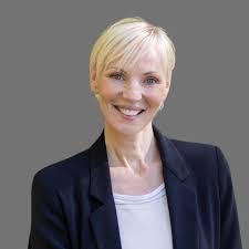 Leonard Muller's Instagram, Twitter & Facebook