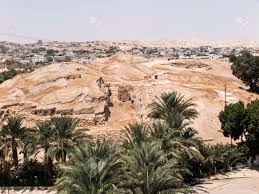 This switch kit includes all of the information you need to switch your accounts to our bank. Jericho Ist Eine Palastinensische Stadt In Der Nahe Des Jordan In Der West Bank Es Ist Der Verwaltungssitz Des Jericho Governorate Jericho Ist Die Alteste Stadt Der Welt Lizenzfreie Fotos Bilder Und