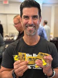 Mike Risko's Instagram, Twitter & Facebook