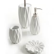 Home decor accessories decorative accessories italian pottery boho home we are the world home interior interior colors interior livingroom interior ideas. Bath Accessories And Bathroom Items Made In Italy Viadurini
