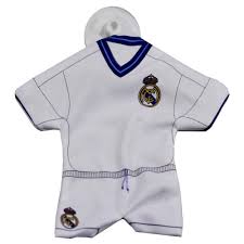 The club has traditionally worn a white home kit since inception. Real Madrid F C Mini Kit Amazon In