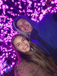 Memphis Zoo Zoo Lights Cute Couple Christmas Date Ideas Near Memphis Light Up Tree Winter Activities Zoo Lights Cute Relationship Goals Photography