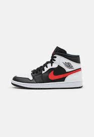 Check out the latest innovations, top styles and it's in the jordan family dna. Jordan Air Jordan 1 Mid Sneaker High Black Chile Red White Weiss Zalando De