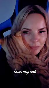 Catherine (@catheriine.morel)