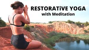 Experience props in action in this yapana practice with leeann carey!the practice includes the three signature components of yaapana: 45 Min Restorative Yoga Without Props With Meditation Youtube