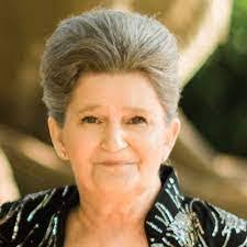 Danna Long's Instagram, Twitter & Facebook