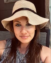 Greg Bishop Returns to Magnus Theatre for a Festive Holiday Show