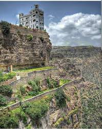 منتزة السكون محافظة تعز اليمنيه Yemen Travel Goals Around The Worlds