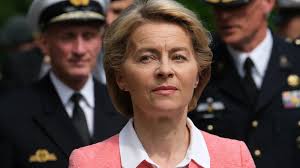 Egmont (născut în 1998), gracia (1999), maria donata (1992), sophie (1989), david (1987) și gemenele victoria și johanna (născute în 1994). Von Der Leyen Ar Putea Deveni Prima Femeie È™ef Al Ce Este Ginecolog È™i Are 7 Copii Stirileprotv Ro