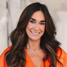 Perry Akins's Instagram, Twitter & Facebook