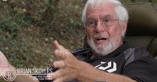 YOUR NEXT FISHING OR HOLIDAY ADVENTURE HERE AT HOMERSFIELD LAKE. If you're  looking for your next fishing or holiday destination why not join us here  at either Kingfisher Lodge or Five Islands