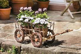 Osternester, kleine osterpräsente oder anhänger für den osterstrauß: Garten Deko Leiterwagen Aus Weide Holz 2x Pflanz Korb Blumen Kasten Kubel Kaufen Bei Come4buy Gmbh