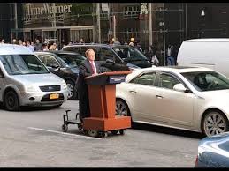 Melissa Mccarthy As Sean Spicer Podiums On A Nyc Street May 12 2017 Youtube