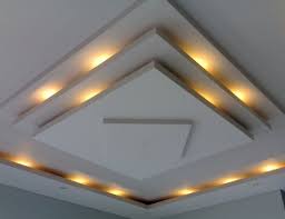 Sedangkan untuk anda yang ingin model plafon ruang tamu mewah maka bisa memilih plafon pvc tapi dengan harga yang terbilang sedikit mahal. 50 Motif Plafon Pvc Ruang Tamu