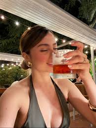 I am not saying I am conceited, but I do know that I look good 😌 🤎