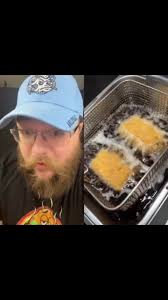 Crab Rangoon French Fries #food