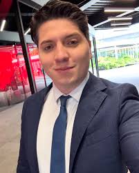 Hoy estaré en ADN 40 a la 1pm. Vamos a hacer temblar a los zurdos.