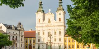 Prosíme, nezapomeňte roušku nebo jinou ochranu nosu a úst. Uherske Hradiste
