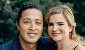 Amy Gish's Instagram, Twitter & Facebook