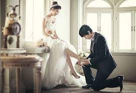 Pre Wedding Pre Wedding Photo Studio In Korea Hellomuse Com Korea Pre Wedding Promotion Wedding Poses Wedding Photography Styles Wedding Photoshoot