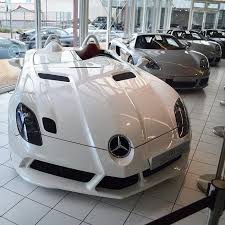 Luxury Enl Motivation S Instagram Post Any Thoughts On This Rare Mercedes Slr Stirling Moss Follow Everythin Sports Car New Sports Cars Slr Mclaren