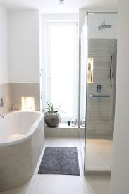 Billig wandfliesen s moderne fliesen in betonoptik. Masterbad Mit Blick Zur Nische In Der Dusche Und An Der Badewanne Modern Badezimmer Berlin Von Babette Kempfer Raumkonzepte Houzz