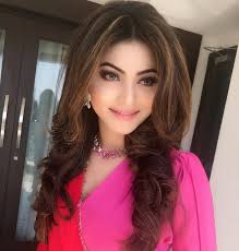 Bollywood diva, urvashi rautela was rumoured to be dating indian cricketer, rishabh pant. Urvashi Rautela Wiki Age Boyfriend Family Caste Biography More Wikibio