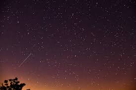 .ancak bu geceki geminid yağmurunun en görmeye değer meteor yağmuru olabileceği belirtiliyor. L2j6qrrqsrr8tm