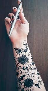 Realistic Sunflower Forearm Tattoo Ideas For Women Black And White Floral Flower Arm Tat I Tattoos For Women Flowers Forearm Tattoo Unique Forearm Tattoos
