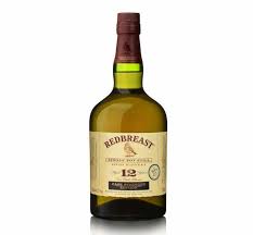 Best Irish Whiskey 10 Must Try Bottles For St Patrick S Day And Beyond Irish Whiskey Best Irish Whiskey Pot Still