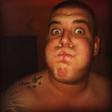 Aaron Henshaw (@aaronhenshaw1)