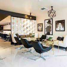 20 Impressive Salon Room Design Ideas Trenduhome Salon Interior Design Salon Interior Beauty Salon Interior