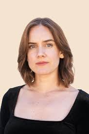 Christie Mcnab's Instagram, Twitter & Facebook