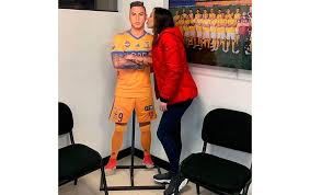 Feb 18, 2020 · a post shared by daniela colett (@danibcolett) daniela es diseñadora de profesión, estudió en brasil y ahora vive en monterrey con edu vargas y sus hijos. Daniela Colett Sale A Defender A Eduardo Vargas