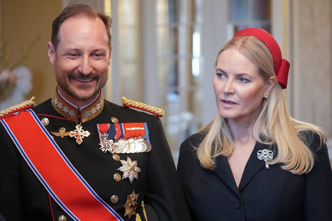 Kronprinsesse Mette-Marit, Epstein-skandalen | Debatten viser at vi trenger et klarere språk