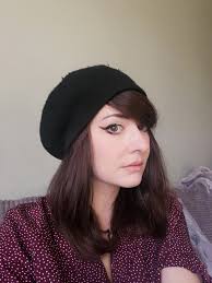 I hate when i react someone's posts and that someone doesn't react back