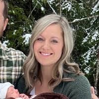 Ashley Gott's Instagram, Twitter & Facebook