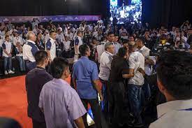 Alibaba.com offers 6,428 tn 50 products. Fight Breaks Out At Pm S Tn50 Event With Artistes Video Malaysia Malay Mail