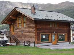 Appartamenti talacci nel cuore di livigno, la soluzione ideale per una vacanza speciale casa talacci si trova proprio nel centro di livigno, all'interno della zona pedonale. Livigno Appartamenti Hotel Chalet B B Living Viaggi