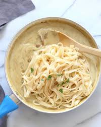 Vegan Fettuccine Alfredo With Mushrooms Nut Free Vegan Richa Recipe Vegan Fettuccine Alfredo Vegan Alfredo Sauce Recipes