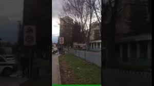 Zbog pucnjave u sarajevskom naselju hrasno uhapšena je emina arnautović minka, koja pucala na svog supruga admira arnautovića, zvanog šmrk. Hrasno Zena Koja Je Danas Pucala U Muza Ranije Bacala Bombe Novi Ba
