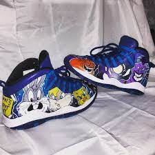 Jordan10 Jordanbrand Spacejam Sneakerhead Looneytunes Bugsbunny Chicagobulls Fashion Customshoes Customsneakers An Diy Shoes Vans Painted Shoes Diy Hype Shoes