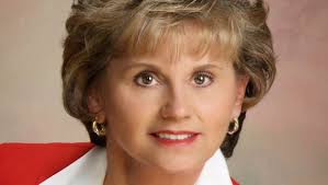 Ann Bowles recipient of Martha Kime Piper Award